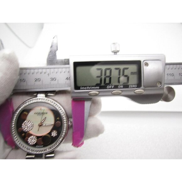 Women Akribos XXIV Diamond Quartz WR Analog 38mm Dial Causal Round Watch (F689) - Picture 2 of 9